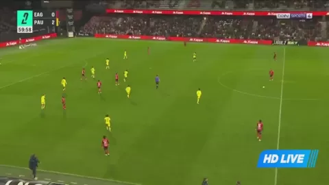 Poster siaran Guingamp VS Pau FC